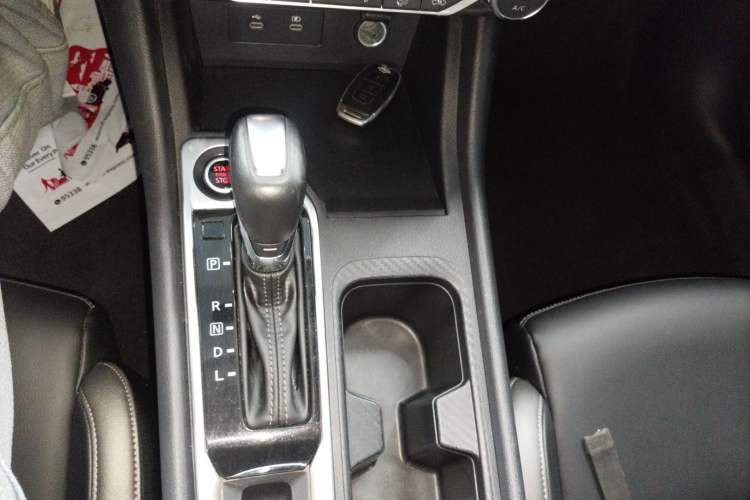 Used Nissan Sylphy 2023 1.6L CVT Enjoyment Edition Gear Lever