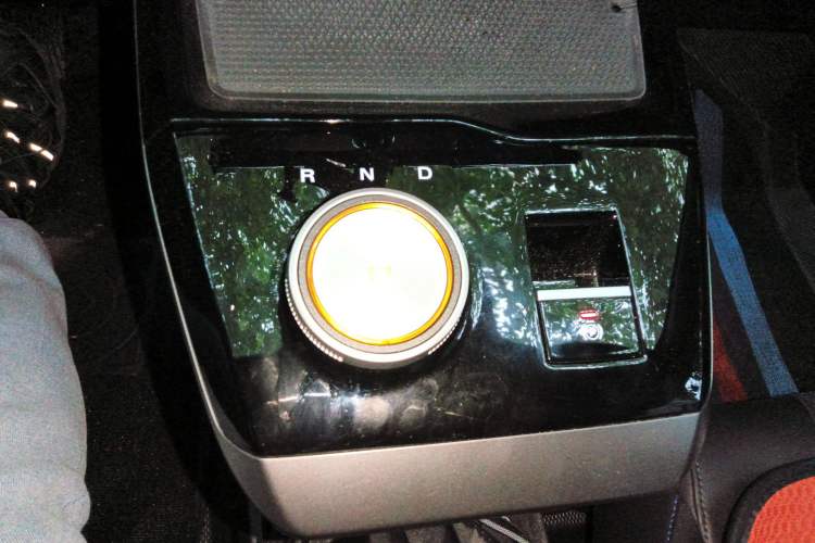 Used MG 4 EV 2023 415 km Range Sea-Faring Champion Edition
