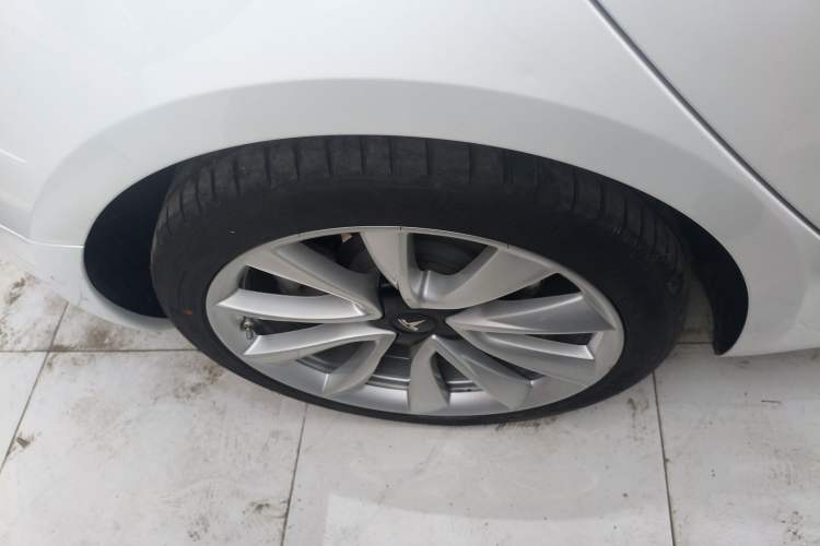 Used Tesla Model 3 2019 Standard Range Rear-Drive Upgraded Version