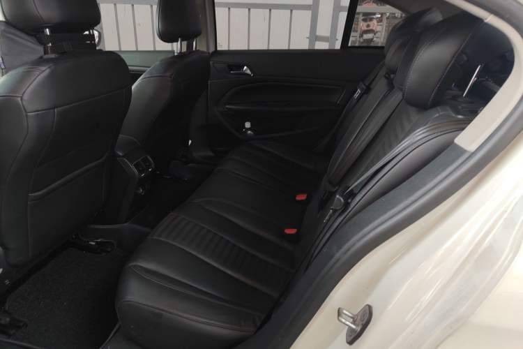 Used Peugeot 408 2014 1.6T Automatic Supreme Edition