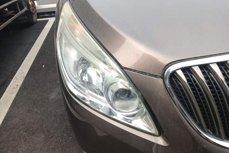 Used Buick GL8 2014 2.4L CT Luxury Business Comfort Edition
