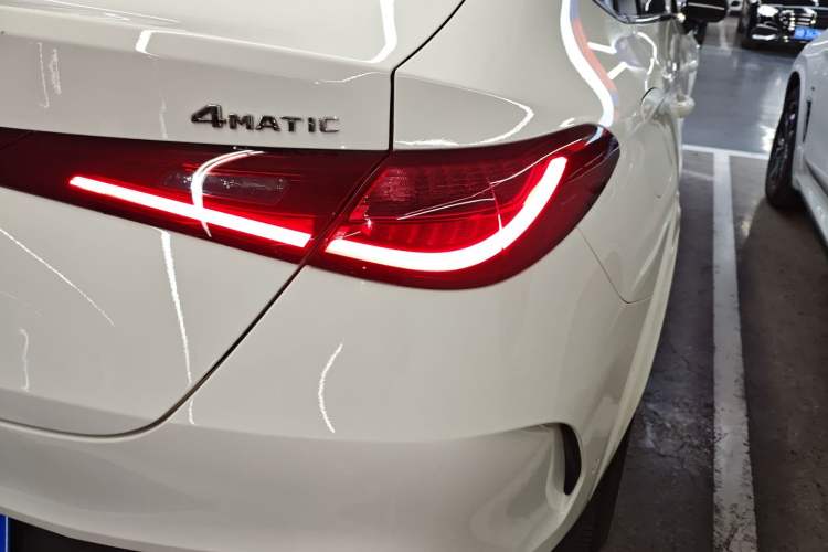 Used Mercedes-Benz GLC Coupe 2024 GLC 260 4MATIC Coupe SUV
