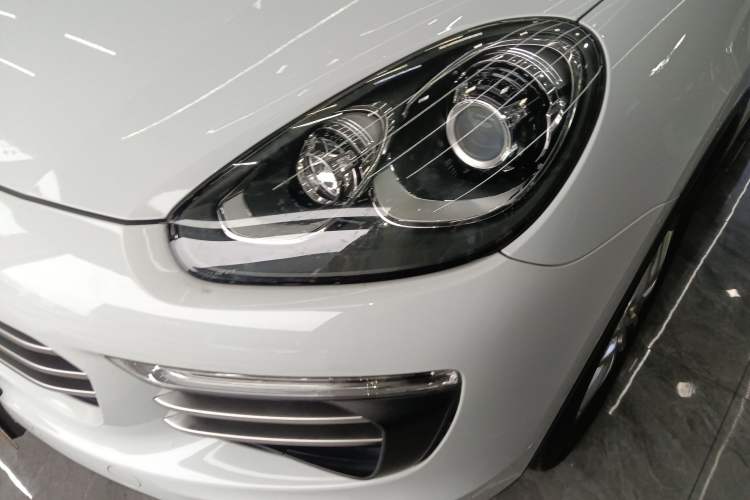 Used Porsche Cayenne 2016 Cayenne 3.0T Left Front Headlight