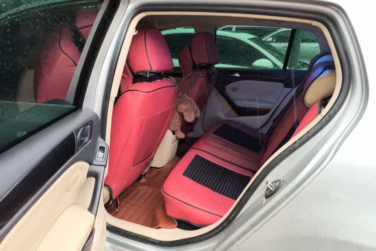 Used Volkswagen Golf 2011 1.6 Manual Comfort Model