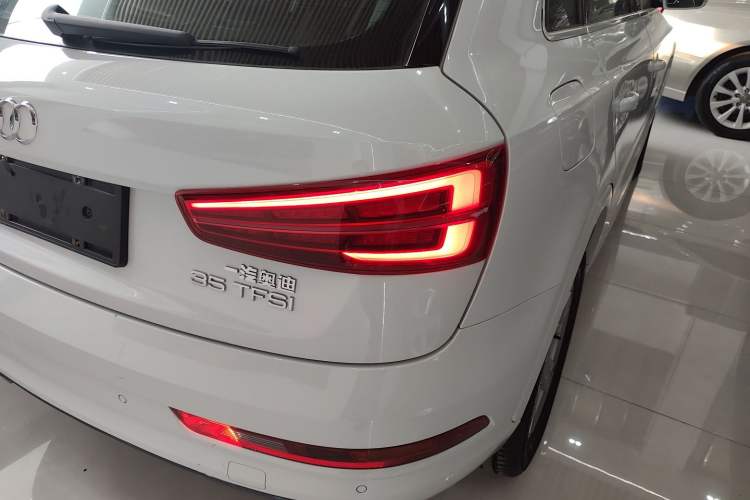 Used Audi Q3 2017 35 TFSI Fashion Model