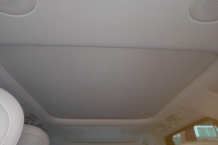 Used Chery T11 2026 Model 220 All-Wheel Drive Family Fun Edition
