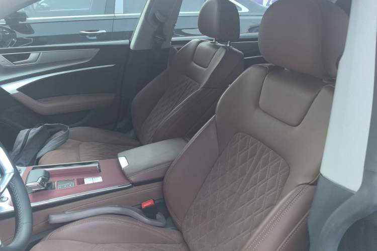 Used Audi A7L 2024 45 TFSI quattro Luxury Edition