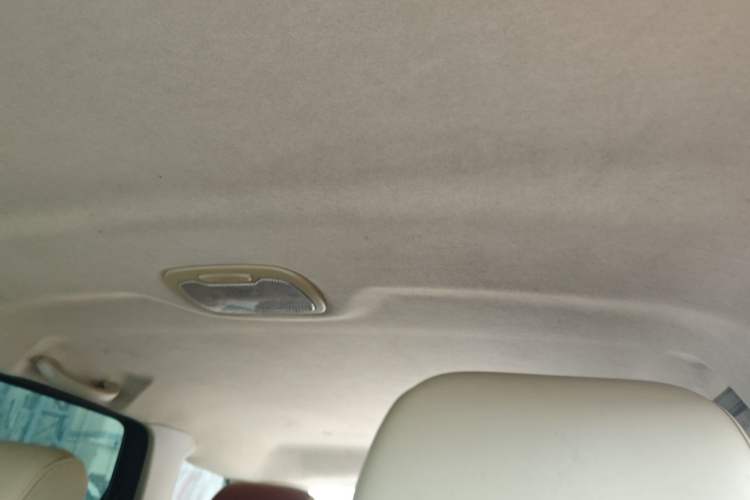 Used Haima S7 2015 Revised Version 2.0L Automatic Zongchi Trim
