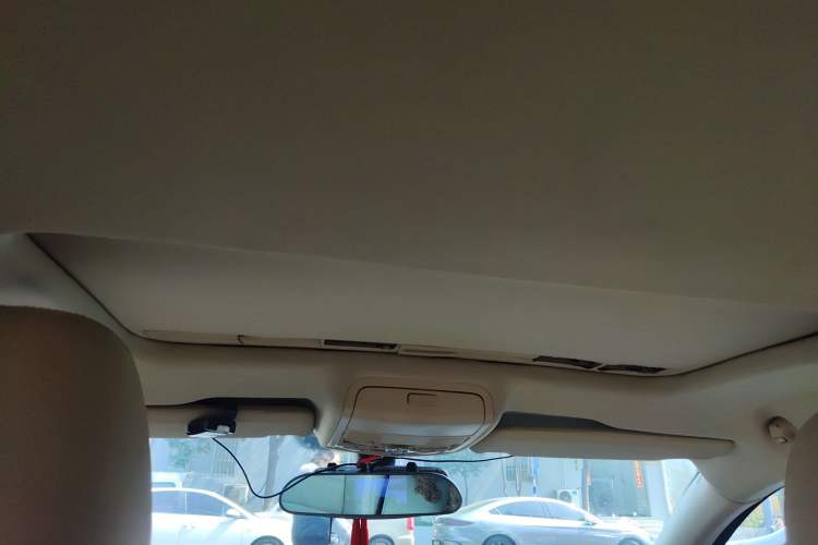 Used Volkswagen Passat 2011 1.4 TSI Manual Luxury Edition Headliner