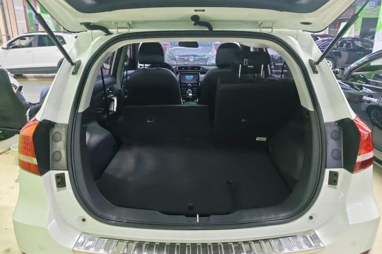 Used Haval H2 2018 Red-Label 1.5T Manual Two-Wheel Drive Luxury Model
