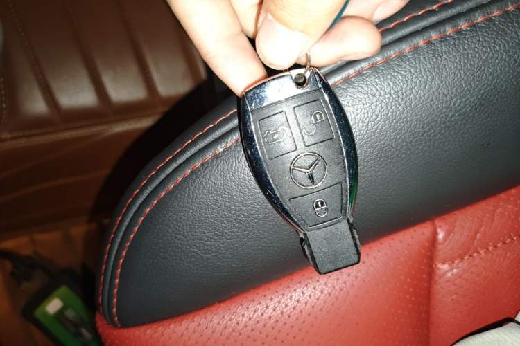 Used Mercedes-Benz Viano  Vehicle Key