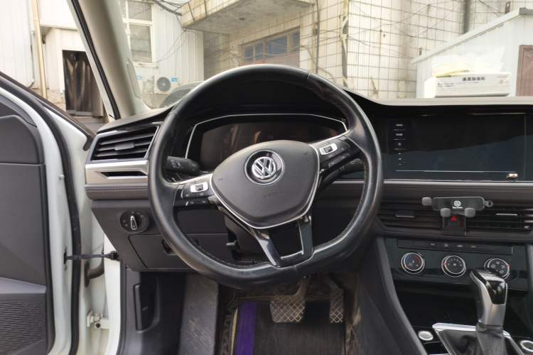 Used Volkswagen Sagitar 2021 280TSI DSG Excellence Edition Steering Wheel