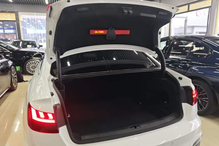 Used Audi A4L 2020 40 TFSI Fashion Dynamic Model