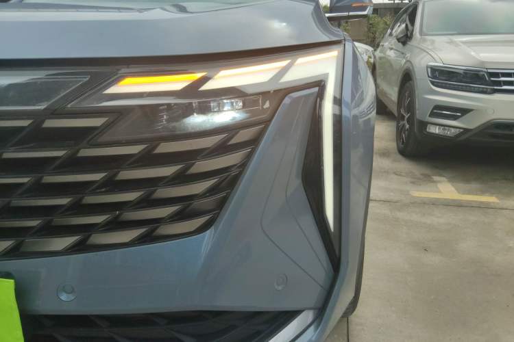 Used Geely Auto FX11 2023 1.5TD DCT Prestige Edition