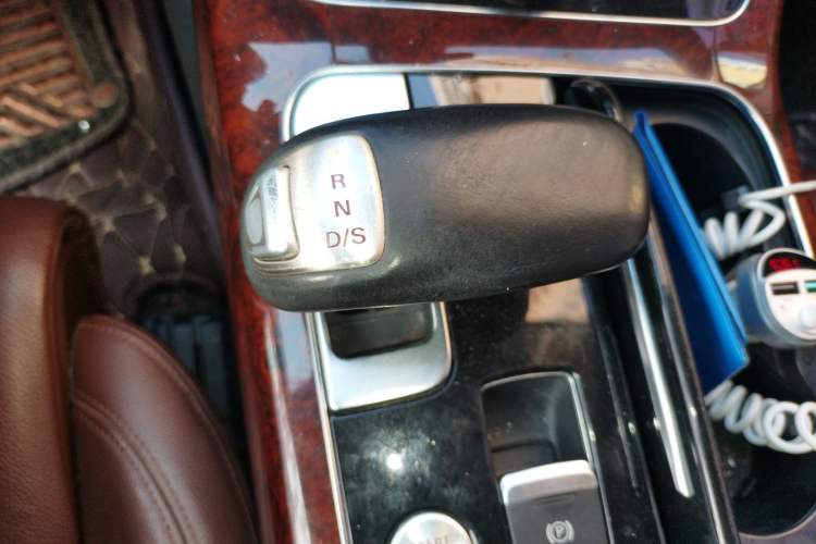 Used Audi A8 2013 A8L 45 TFSI quattro Comfort model