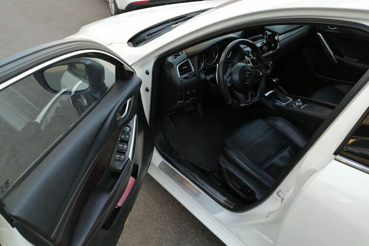 Used Mazda Atenza 2017 2.0L Blue Sky Luxury Edition