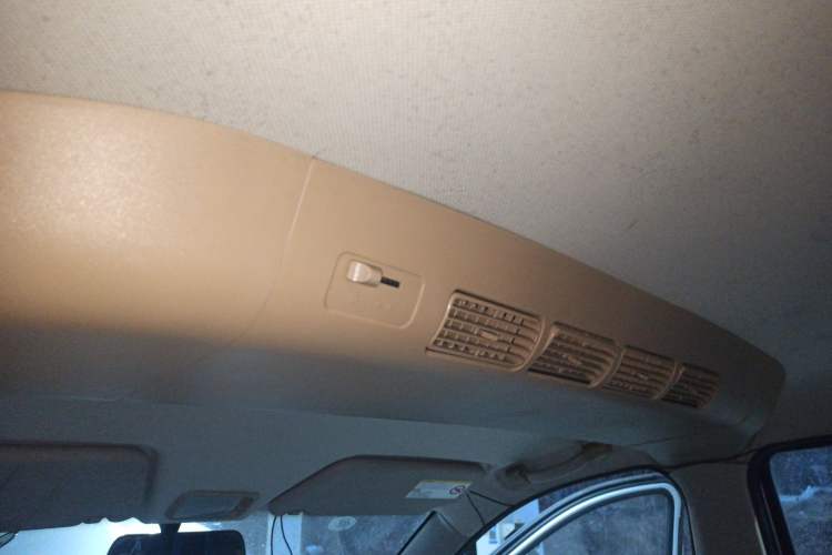 Used Wuling Hongguang 2013 1.5L Standard Version
