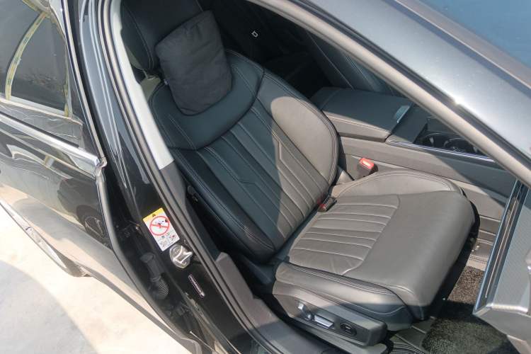 Used Audi A6L 2024 45 TFSI Prestige Dynamic Edition Right Front Seat