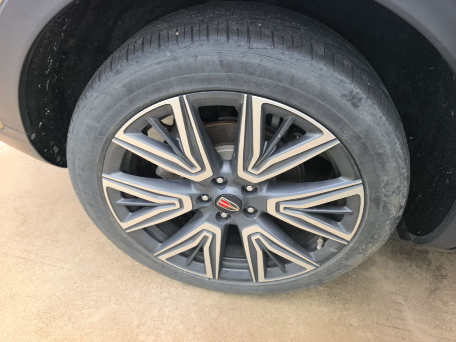 Hongqi HS5 2022 Facelifted Version 2.0T Smart Connect Flagship All-Wheel-Drive Edition — снимка 11