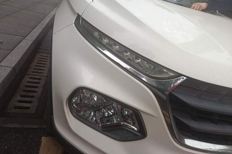 Used Baojun 510 2017 1.5L manual Comfort trim
