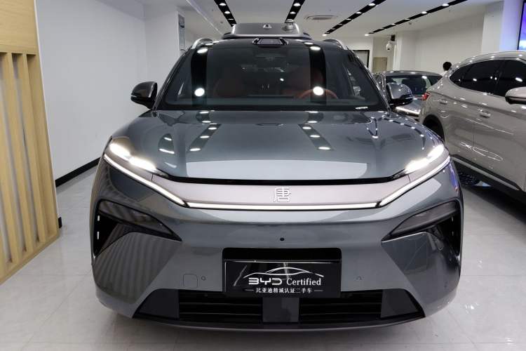 Used BYD Tang L 2025 DM 175KM Drone Player Edition Front