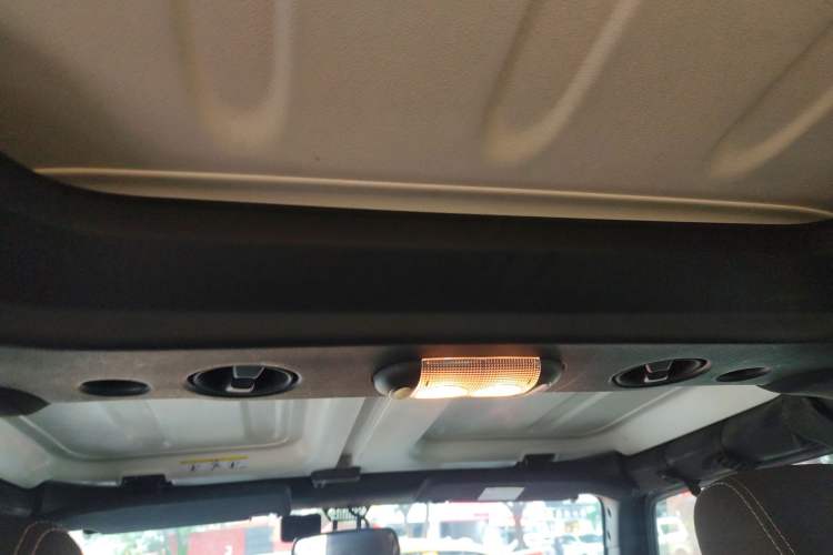 Used Jeep Wrangler 2015 2.8TD Sahara Four-Door Comfort Edition
