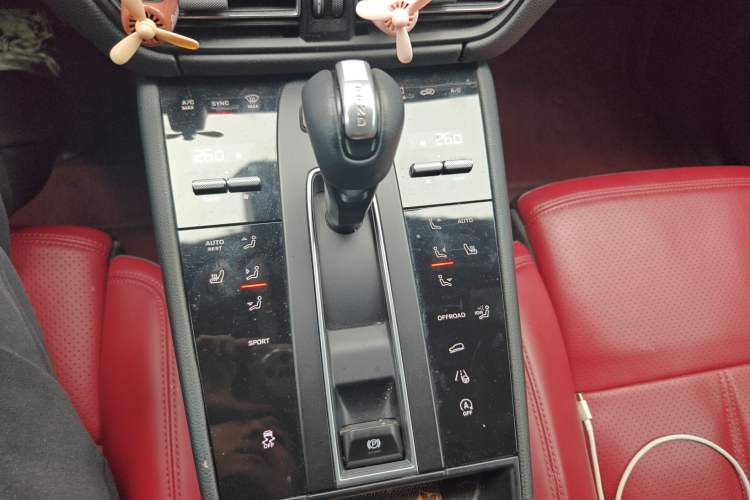 Used Porsche Macan 2022 Macan 2.0T
