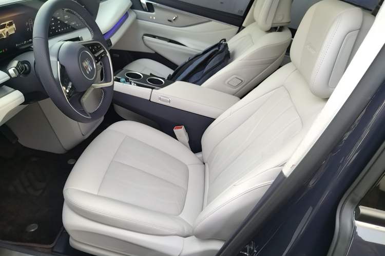 Used Buick GL8 New Energy 2026 Model Lu Zun Luxury Edition Left Front Seat