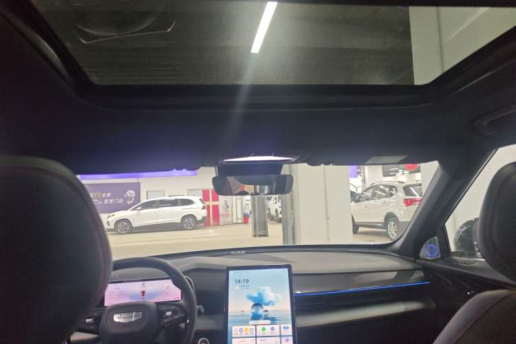 Used Geely Auto Emgrand X7 Sport 2024 1.5TD Prestige Edition
