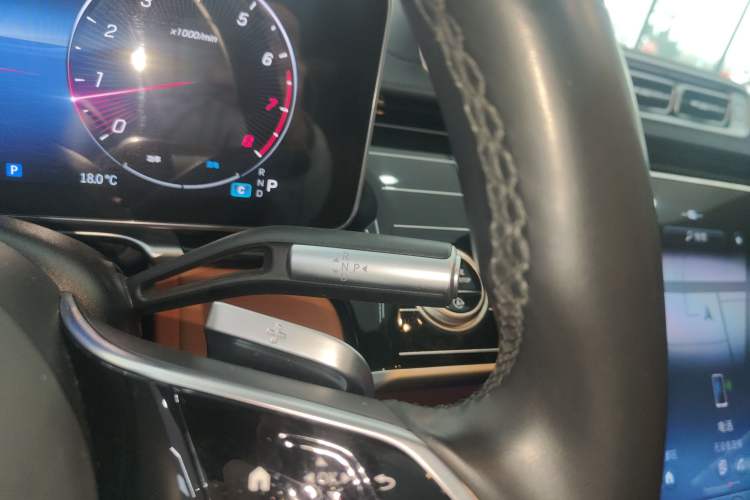 Used Mercedes-Benz S-Class 2024 Restyled S 400 L Business Version Gear Lever