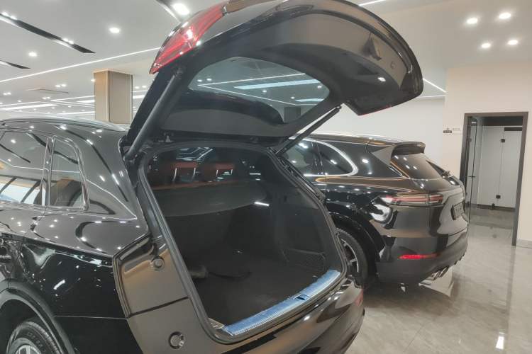 Used Audi Q5L 2023 40T Luxury Dynamic Model