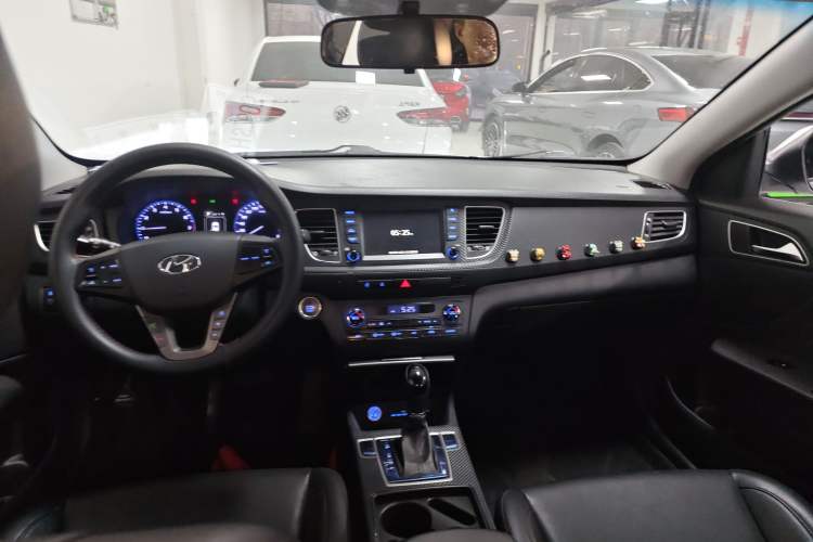 Used Hyundai Mistra 2016 1.8L Automatic Smart GLS