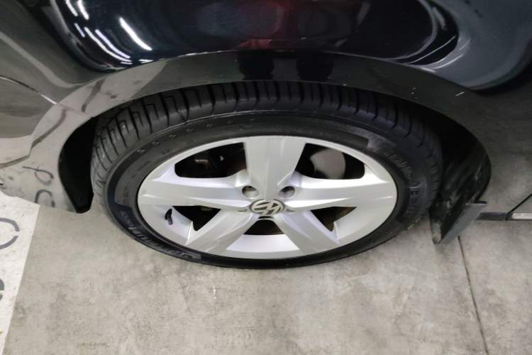 Used Volkswagen Magotan 2015 2.0 TSI Prestige Model Exterior 4