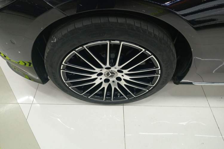 Used Mercedes-Benz C-Class 2022 Facelift C 260 L Left Front Wheel Hub