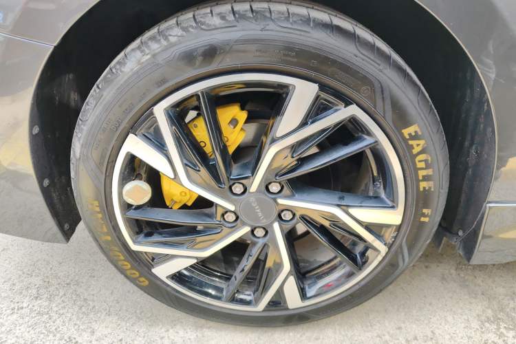 Used Lynk & Co 03 2023 2.0TD DCT JingPro
