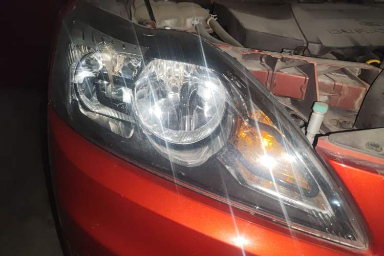 Used Ford Focus 2012 Hatchback Classic 1.8L Manual Fashion Edition Right Front Headlight