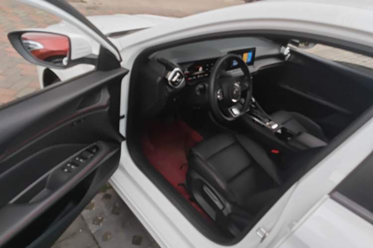 Used MG 5 2025 180 DVVT Global First Edition