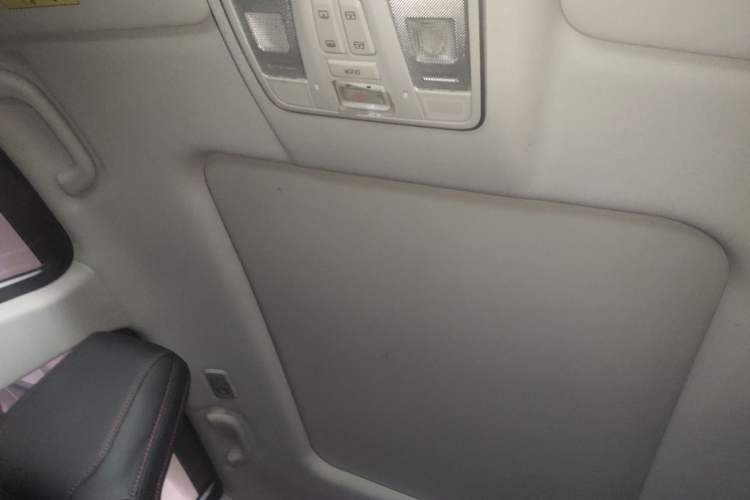 Used Oshan X5 2021 1.5T DCT Prestige Edition
