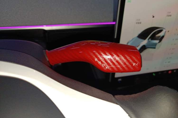 Used Tesla Model Y 2024 Long-Range All-Wheel-Drive Version