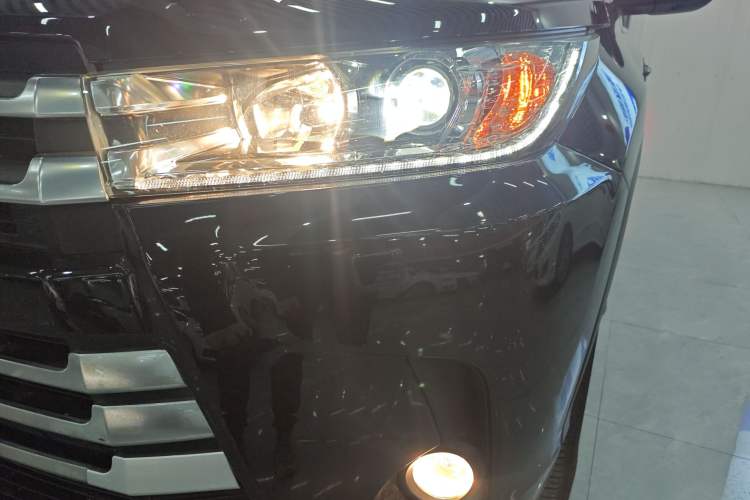 Used Toyota Highlander 2020 2.0T Four-Wheel Drive Millionth Anniversary Edition 7 Seats