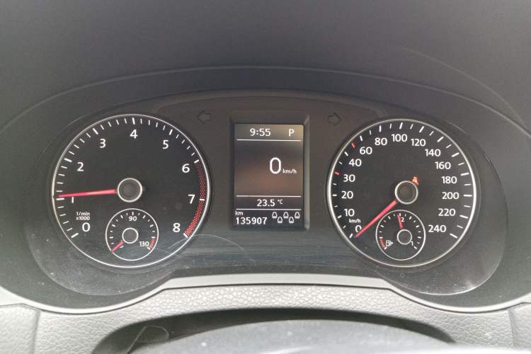 Used Volkswagen Sharan 2018 380TSI Comfort Edition 7-Seater Instrument Cluster