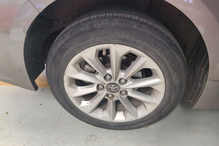 Used Toyota Corolla 2021 1.2T S-CVT Luxury Edition Right Rear Wheel Hub