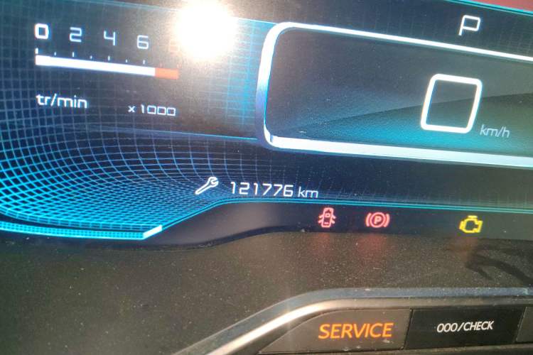 Used Citroen C5 AIRCROSS 2017 350THP Fashion Edition Odometer Close Up