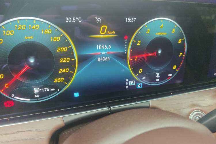 Used Mercedes-Benz E-Class 2021 E 300 L Stylish Model