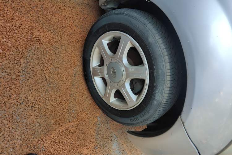 Used FAW Weizhi V2 2010 1.3L Manual Comfort Edition
