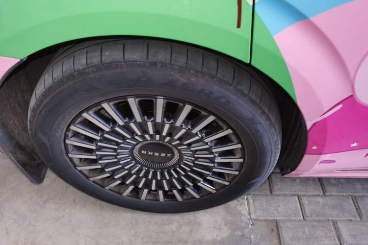 Used Zeekr 009 2024 7-Seater Walk-Through Version Four-Wheel Drive 108 kWh
