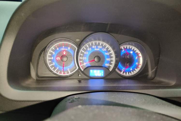 Used Suzuki Wagon R X5 2013 Luxury Edition 1.4L Standard Model Instrument Cluster