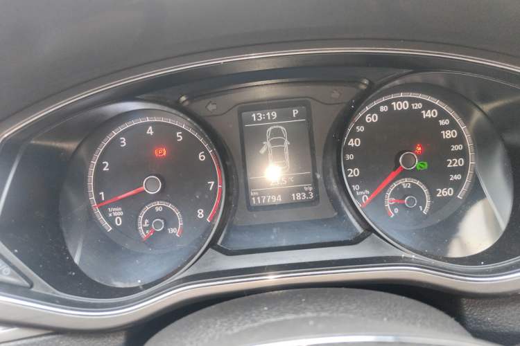 Used Volkswagen Passat 2017 330TSI DSG Luxury Edition
