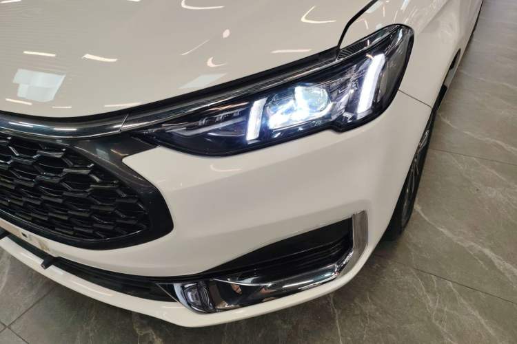 Used Ford Escort 2021 1.5L Automatic Diamond Edition