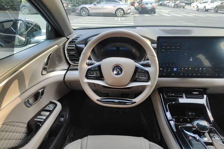 Used BYD Han 2024 EV Glory Edition 605KM Front-Wheel-Drive Premium Model